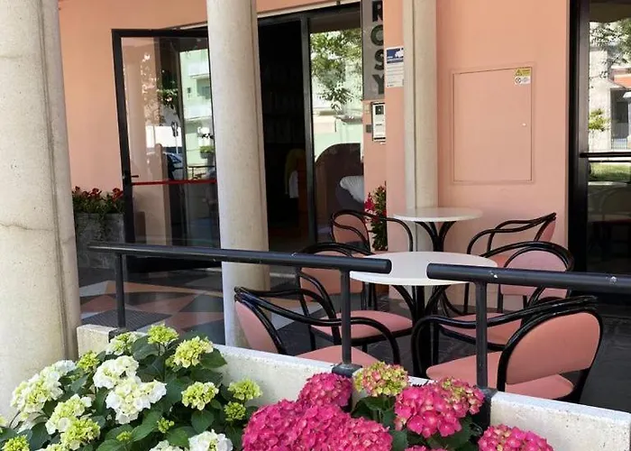 Отель Rosy 3*