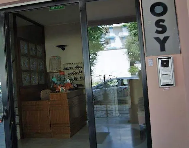 Отель Rosy 3*