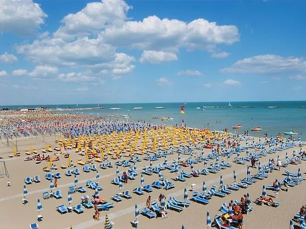 Rosy Hotel 3*