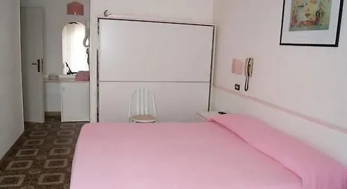 Hotel Rosy 3*