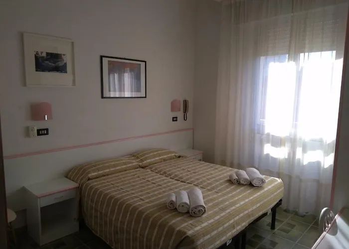 Rosy 3* Rimini